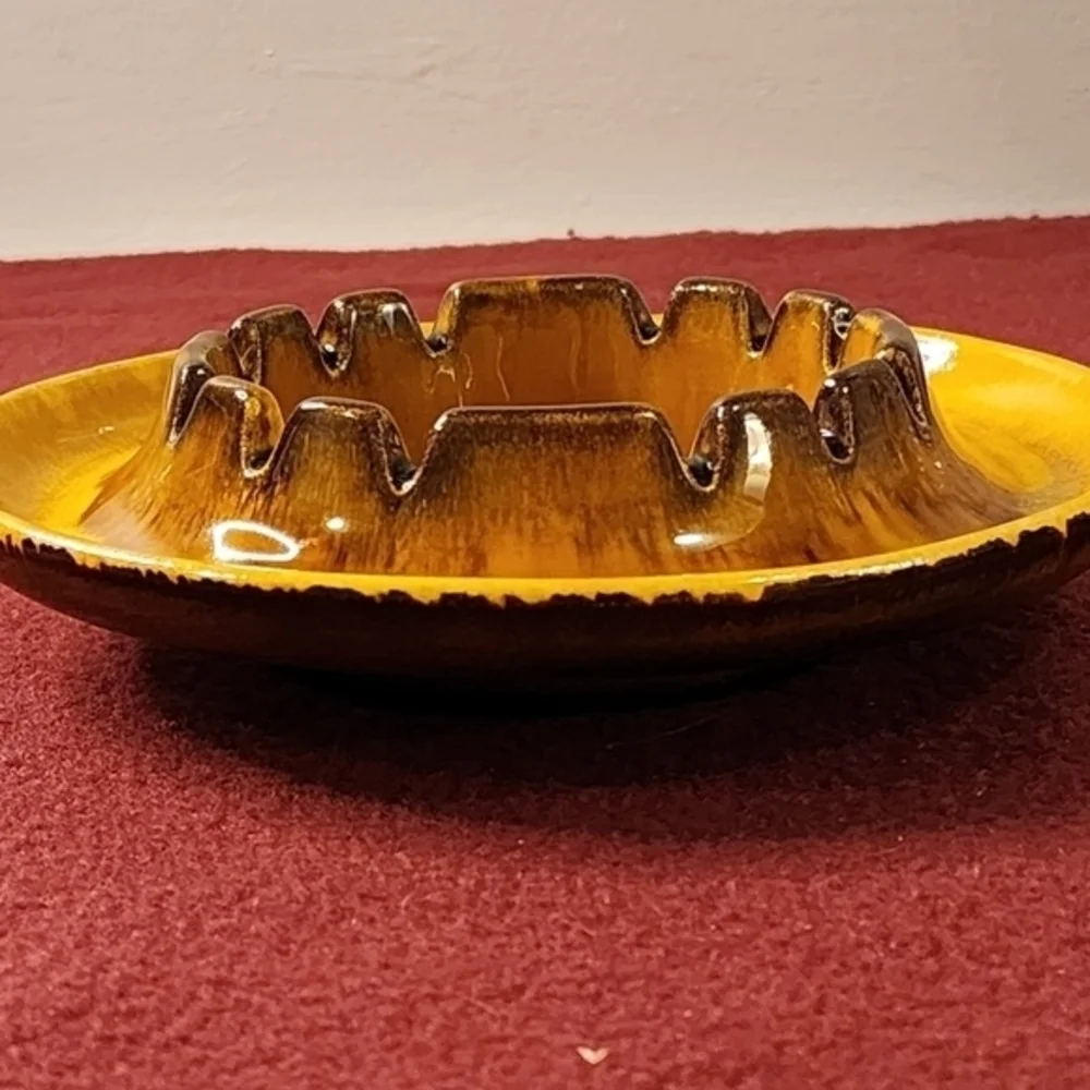Vintage Haeger Ceramic Ashtray Brown/Yellow/Black Made In USA #2009‎